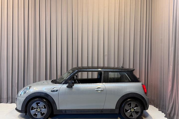 Grå Mini Cooper SE fra 2022