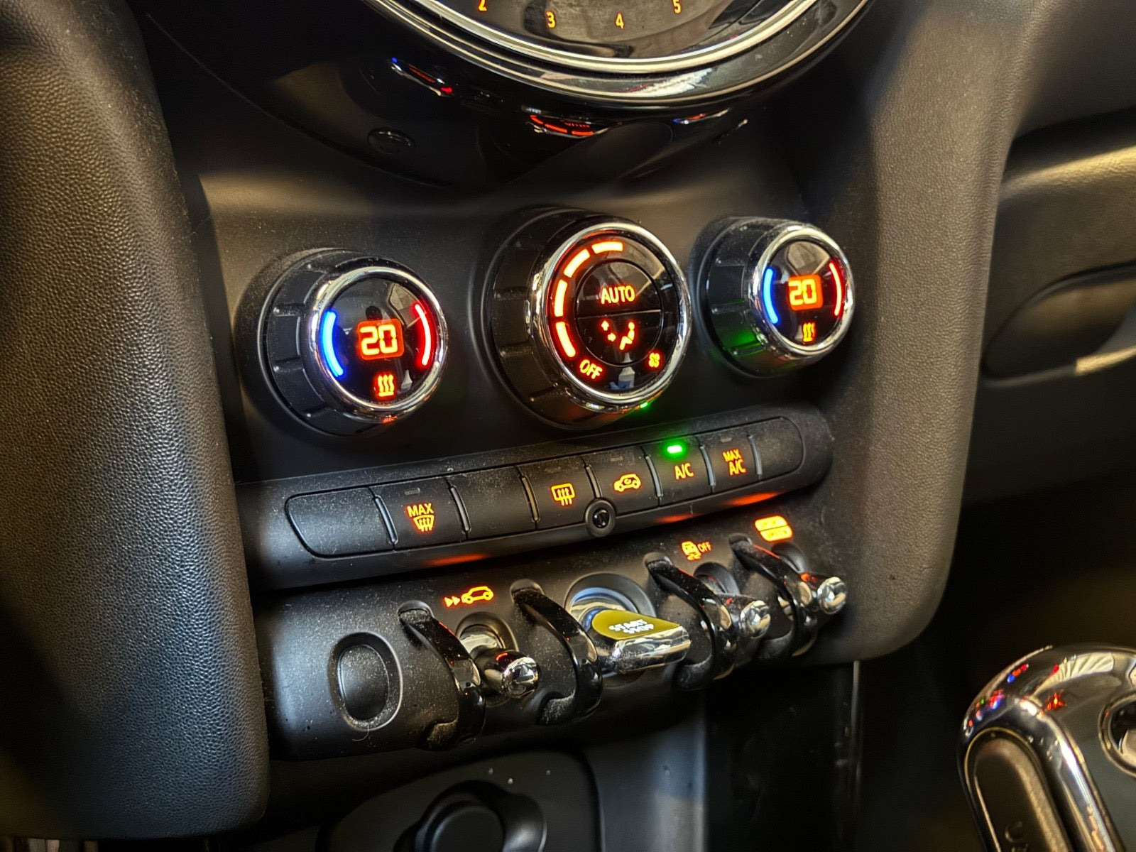 Grå Mini Cooper SE fra 2022