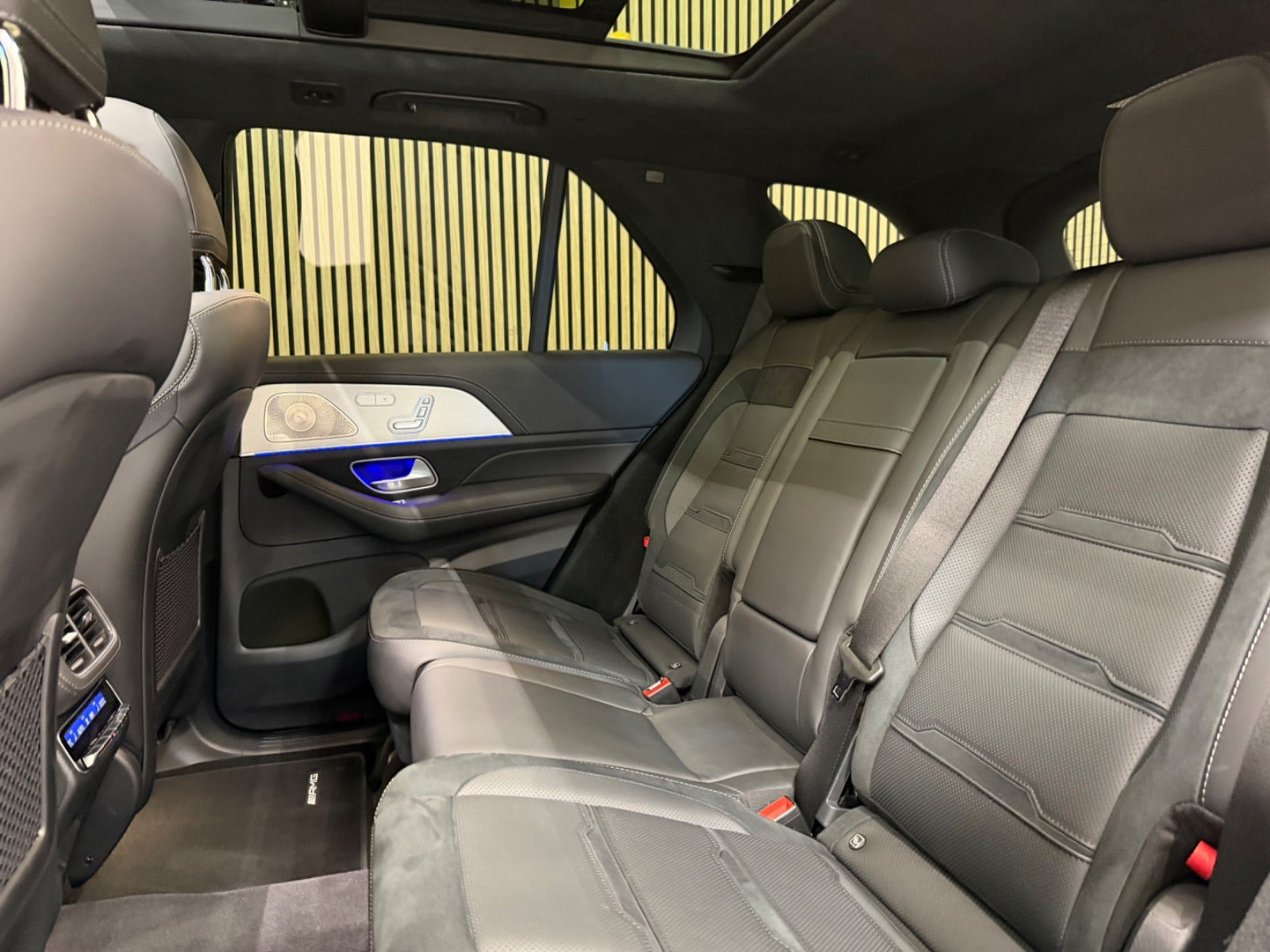 Sort Mercedes GLE53 fra 2025