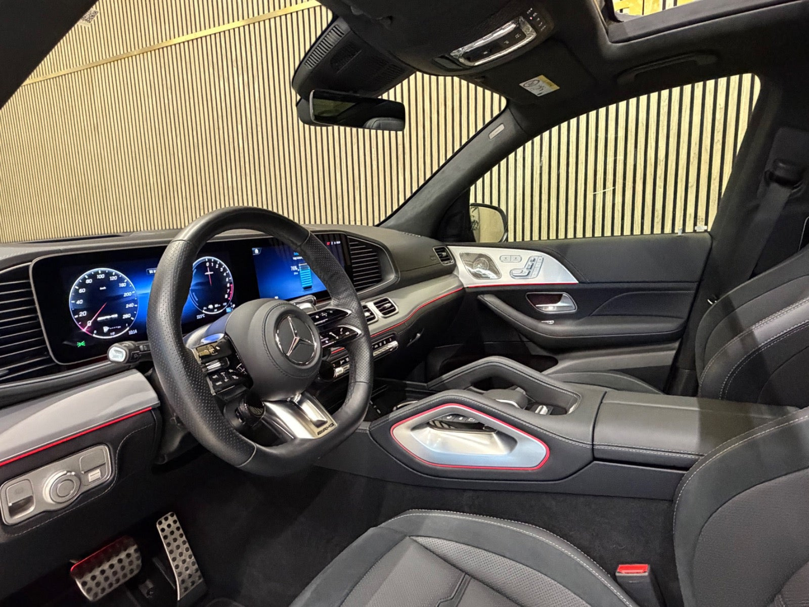 Sort Mercedes GLE53 fra 2025