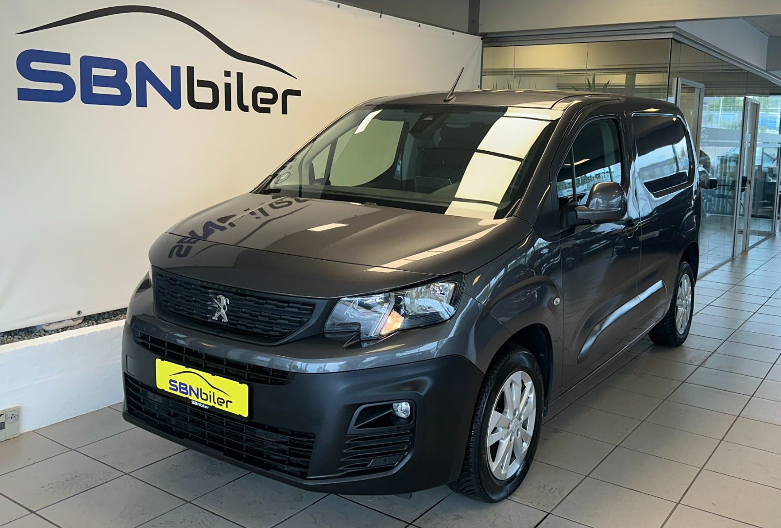 Peugeot Partner 1,5 BlueHDi 100 L1V2 Plus Van
