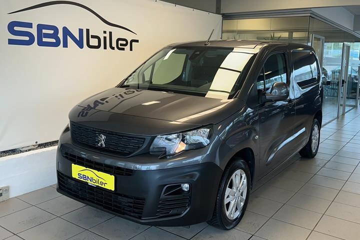 Grå Peugeot Partner fra 2018
