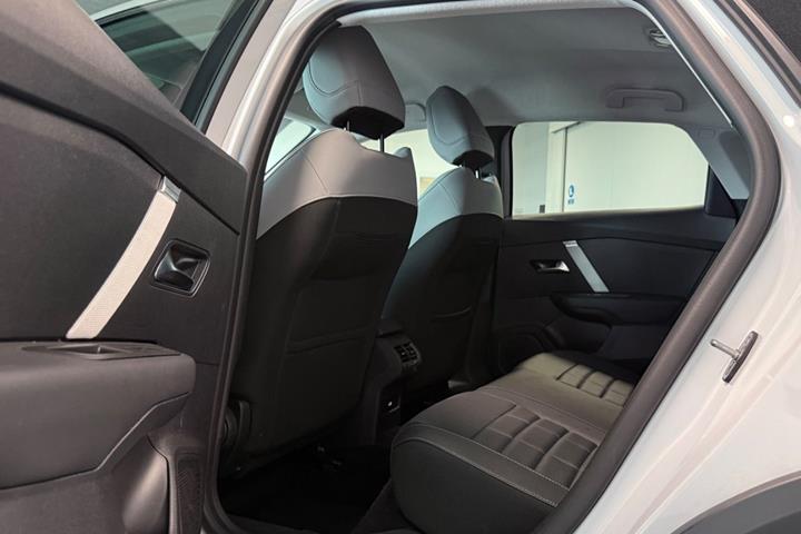 Hvid Citroën ë-C4 fra 2025