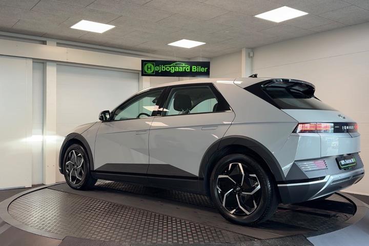 Grå Hyundai Ioniq 5 fra 2021