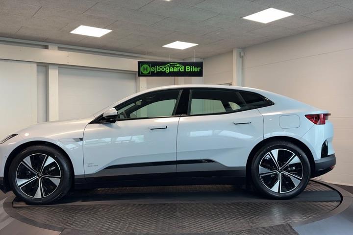 Sølv Polestar 4 fra 2026