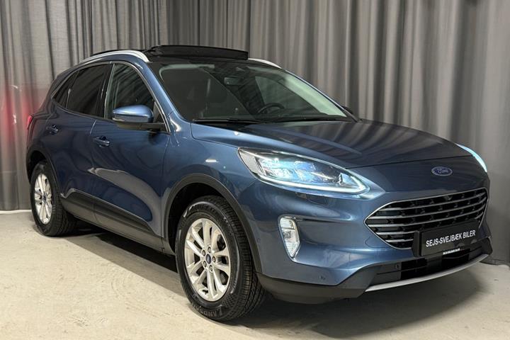 Blå Ford Kuga fra 2022