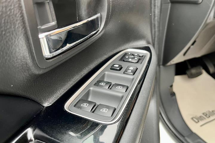 undefined Mitsubishi Outlander fra 2020