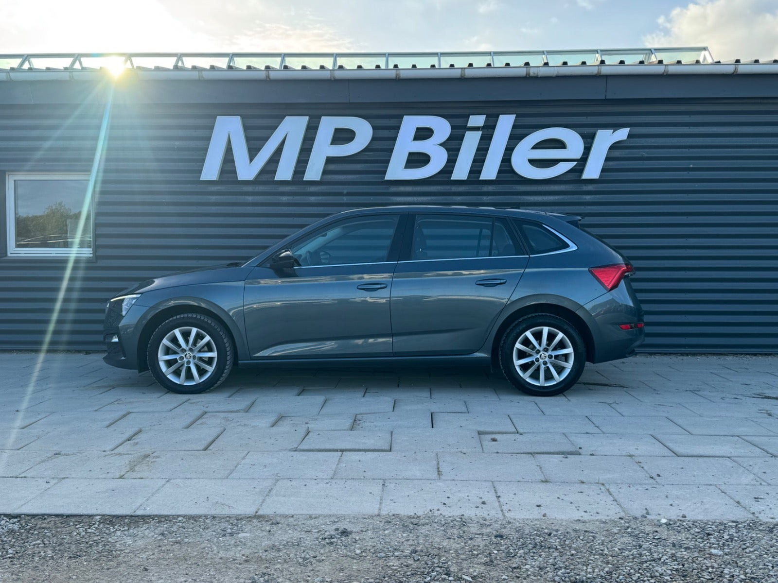 Sort Skoda Scala fra 2020