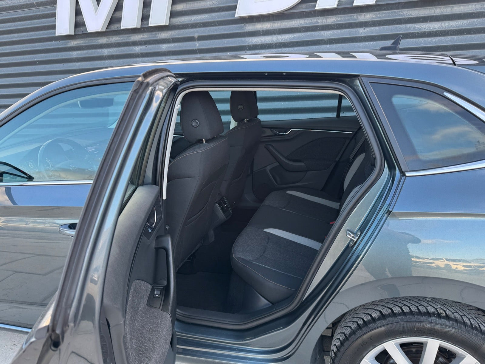 Sort Skoda Scala fra 2020