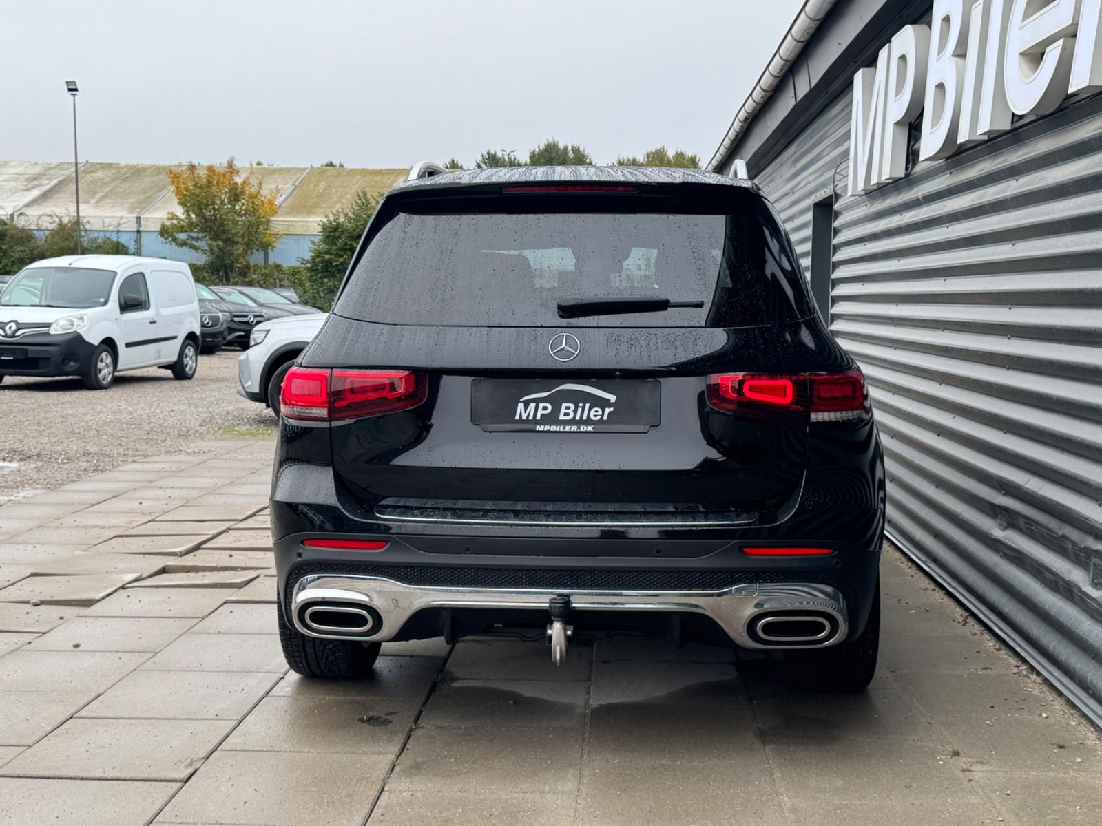 Sort Mercedes GLB200 d fra 2021