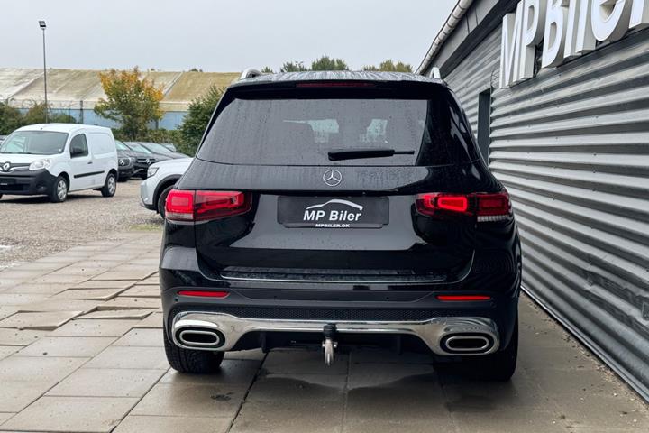 Sort Mercedes GLB200 d fra 2021