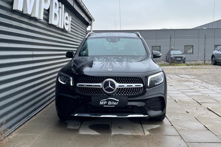 Sort Mercedes GLB200 d fra 2021