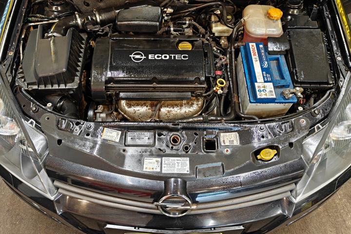 undefined Opel Astra fra 2005