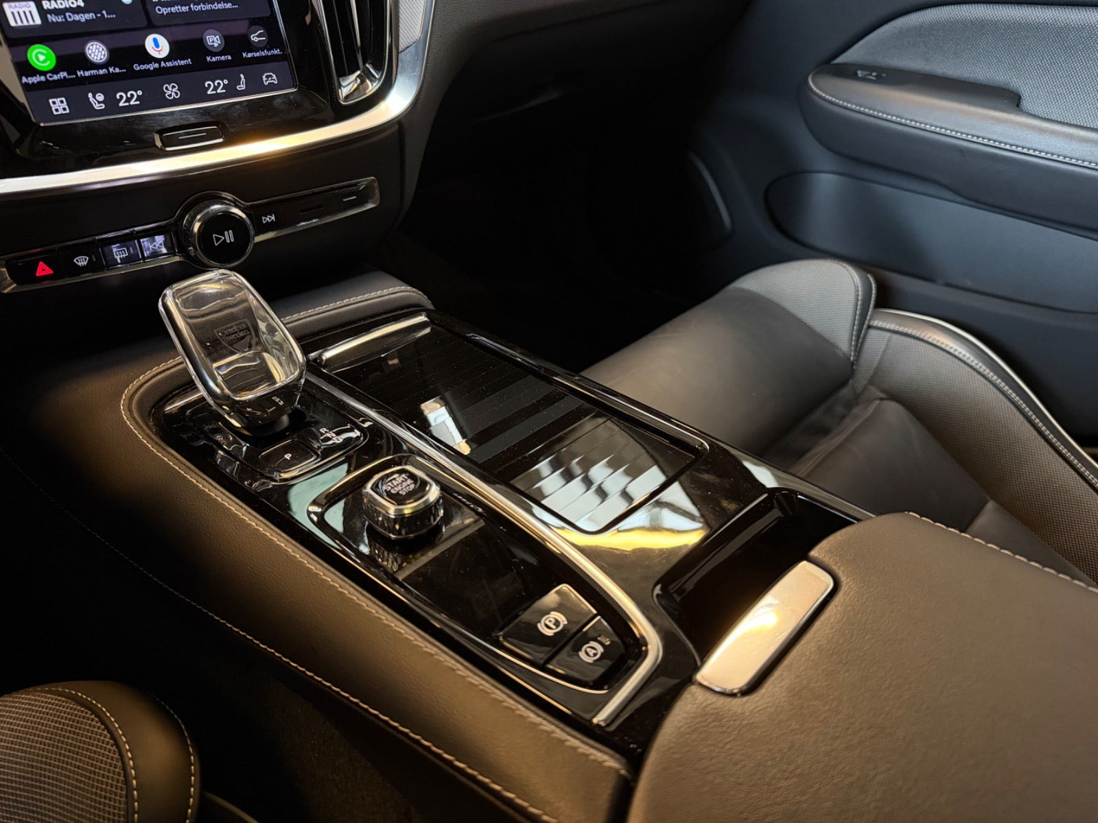 Sort Volvo V60 fra 2023