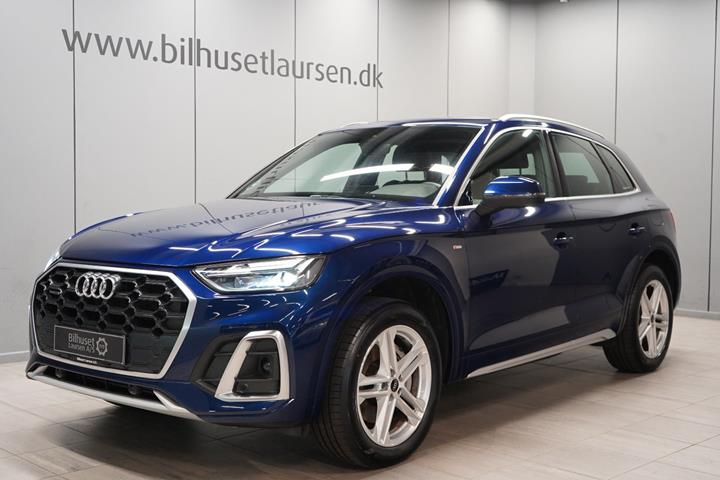 Blå Audi Q5 fra 2023