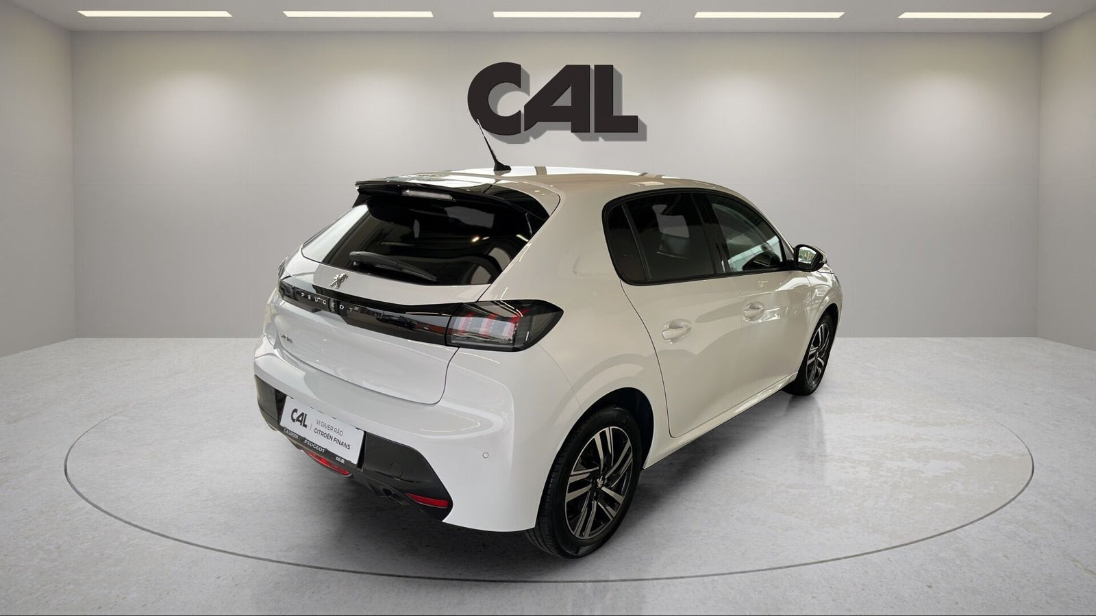 Hvid Peugeot 208 fra 2021