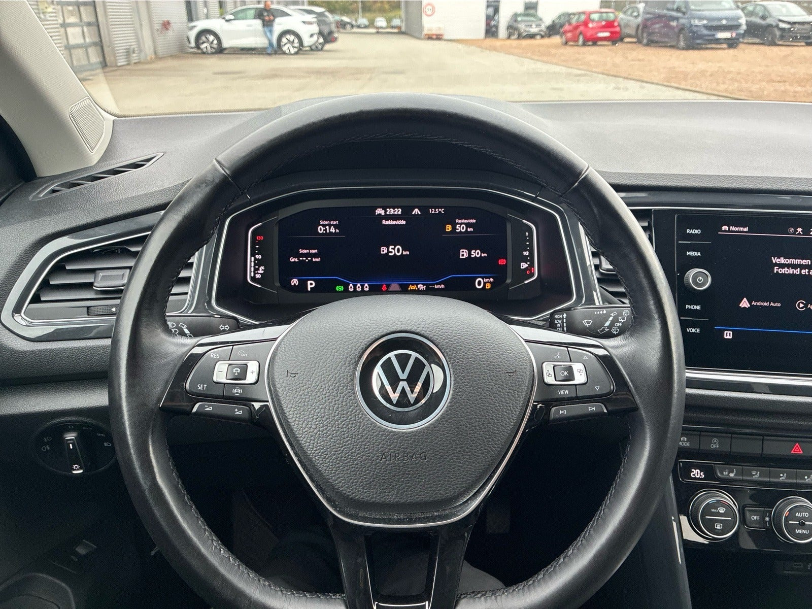Sort VW T-Roc fra 2021