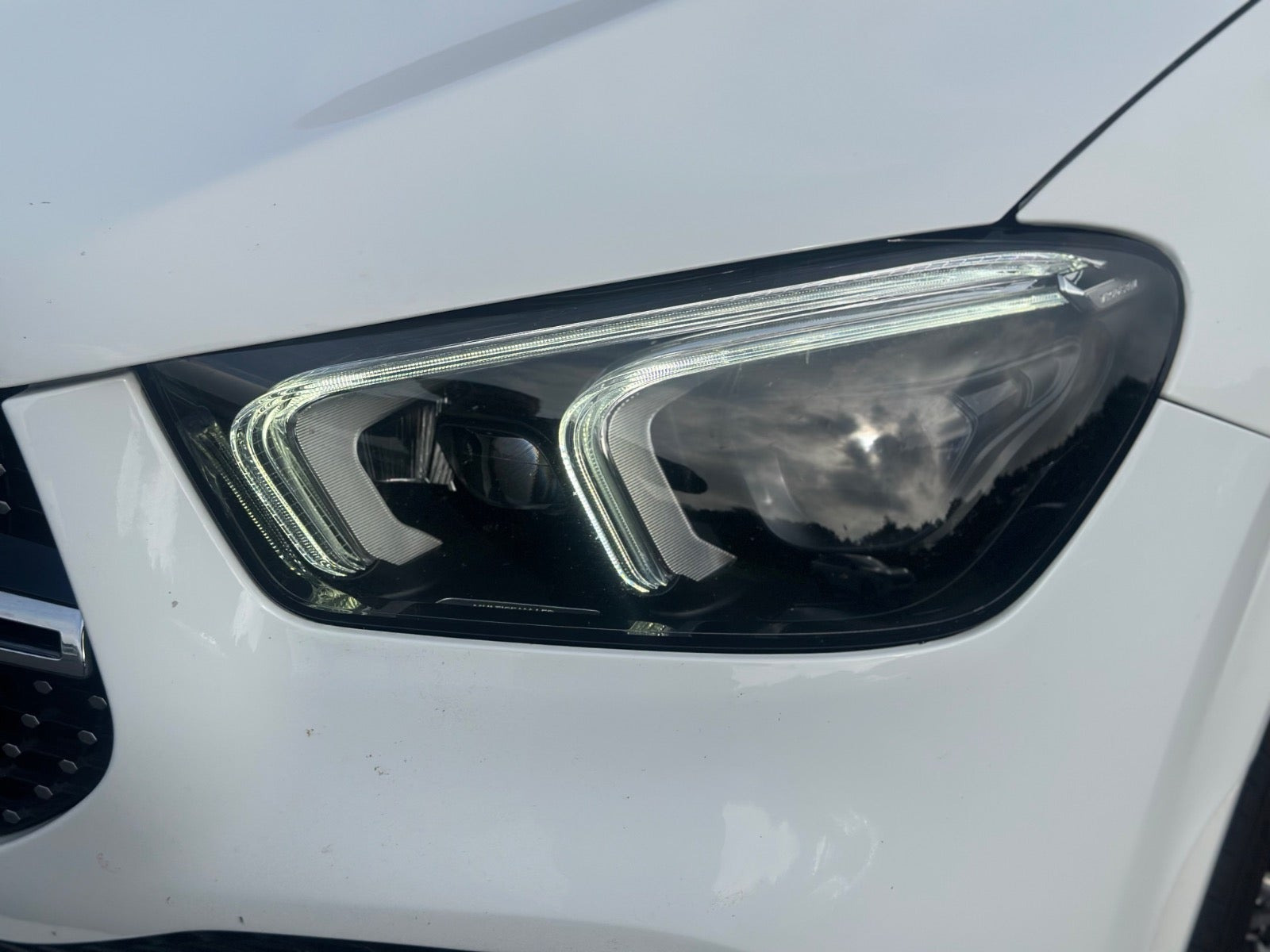 Hvid Mercedes GLE350 de fra 2020