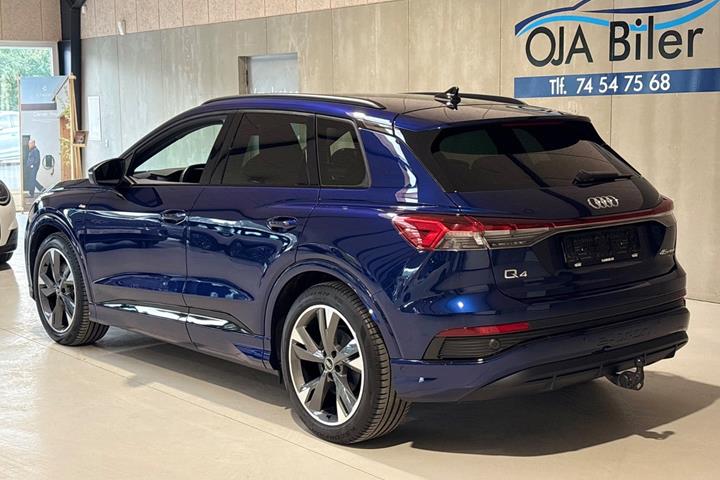 Blå Audi Q4 e-tron fra 2023