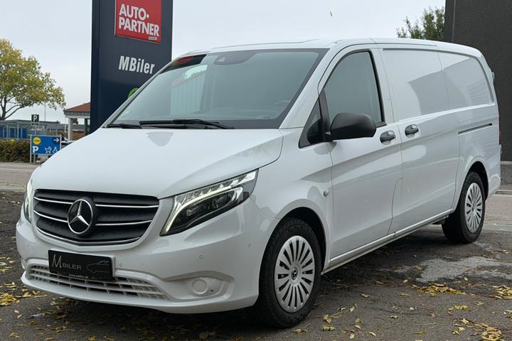 Hvid Mercedes Vito 119 fra 2021