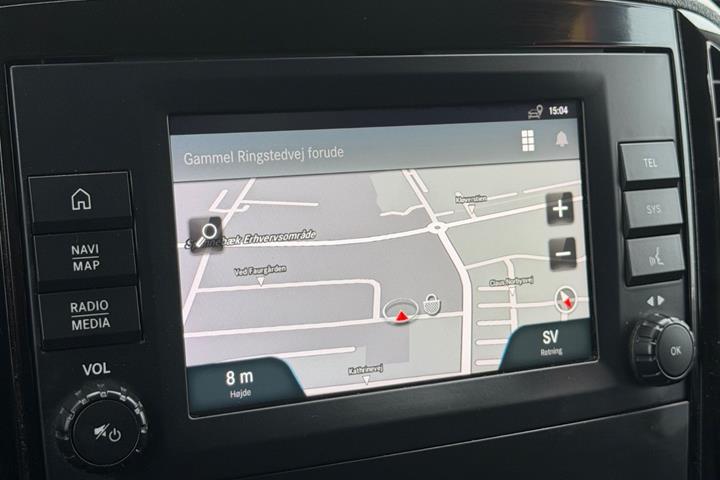 Hvid Mercedes Vito 119 fra 2021
