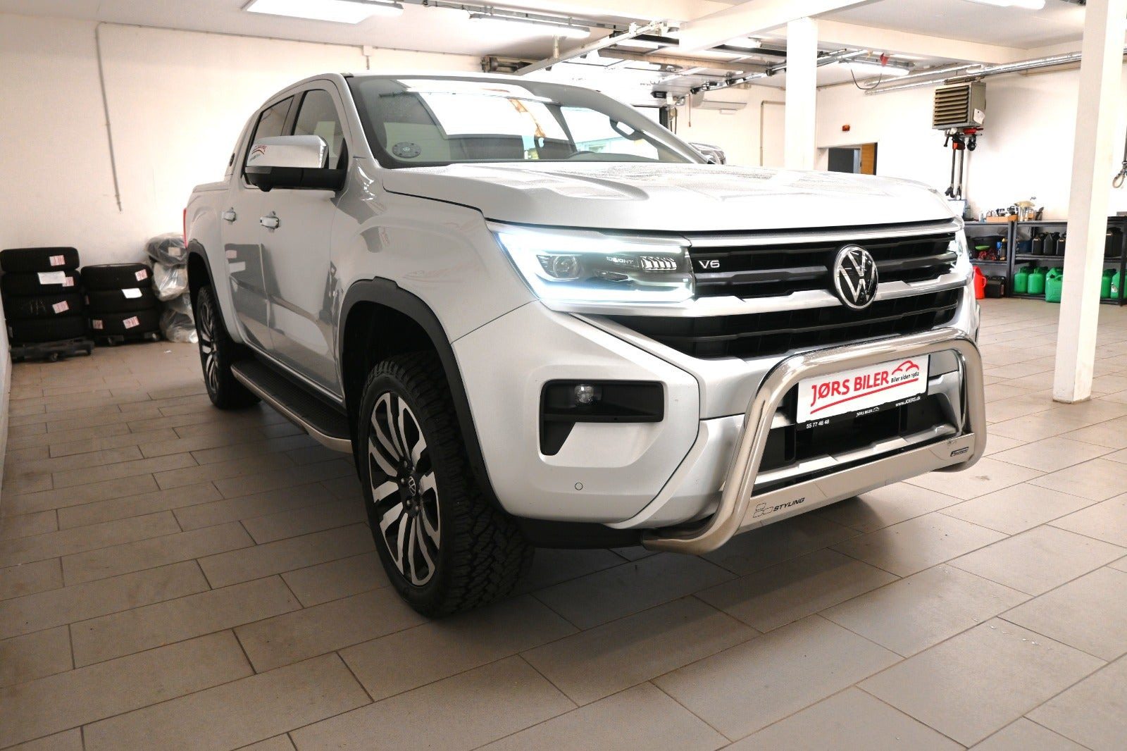 Sølv VW Amarok fra 2023