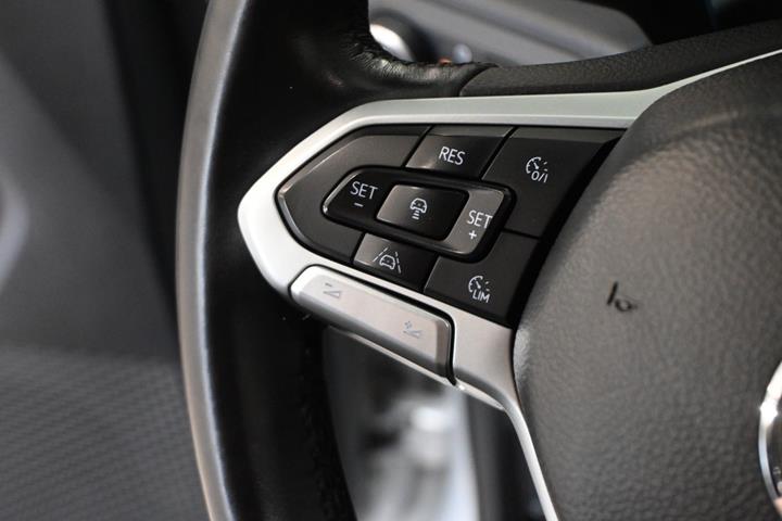 Sølv VW Amarok fra 2023
