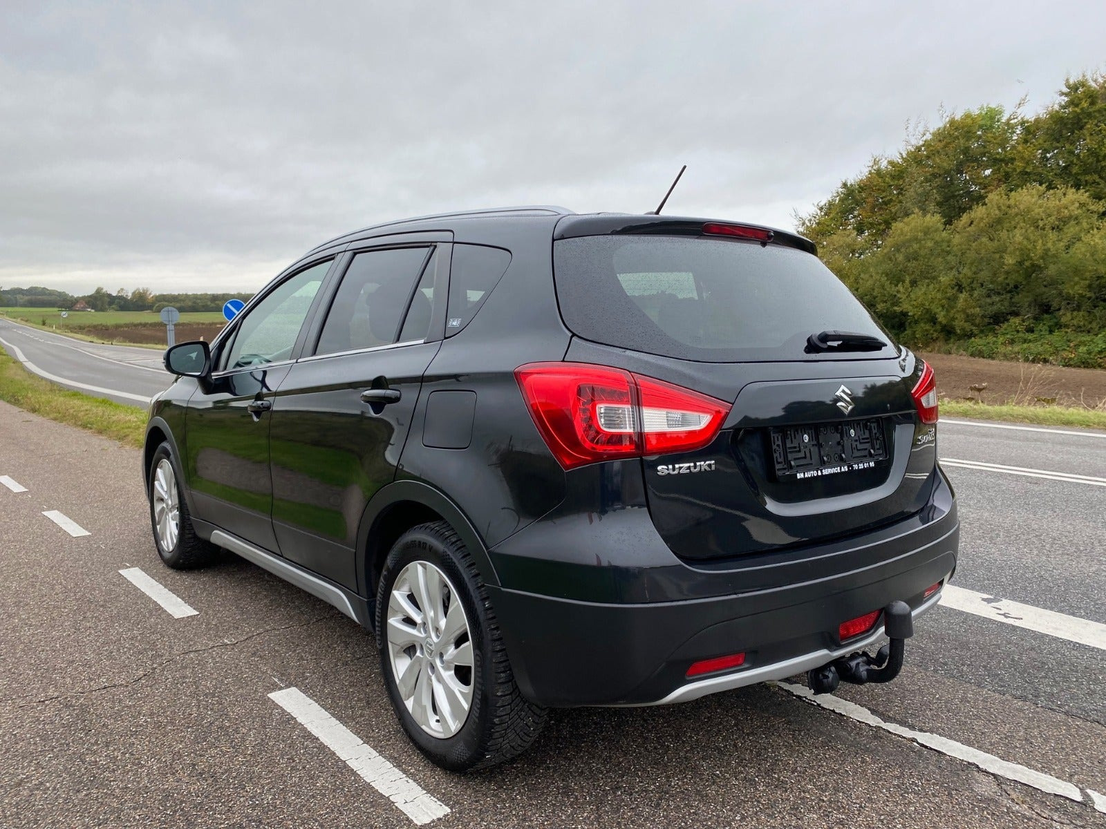 Sort Suzuki S-Cross fra 2016