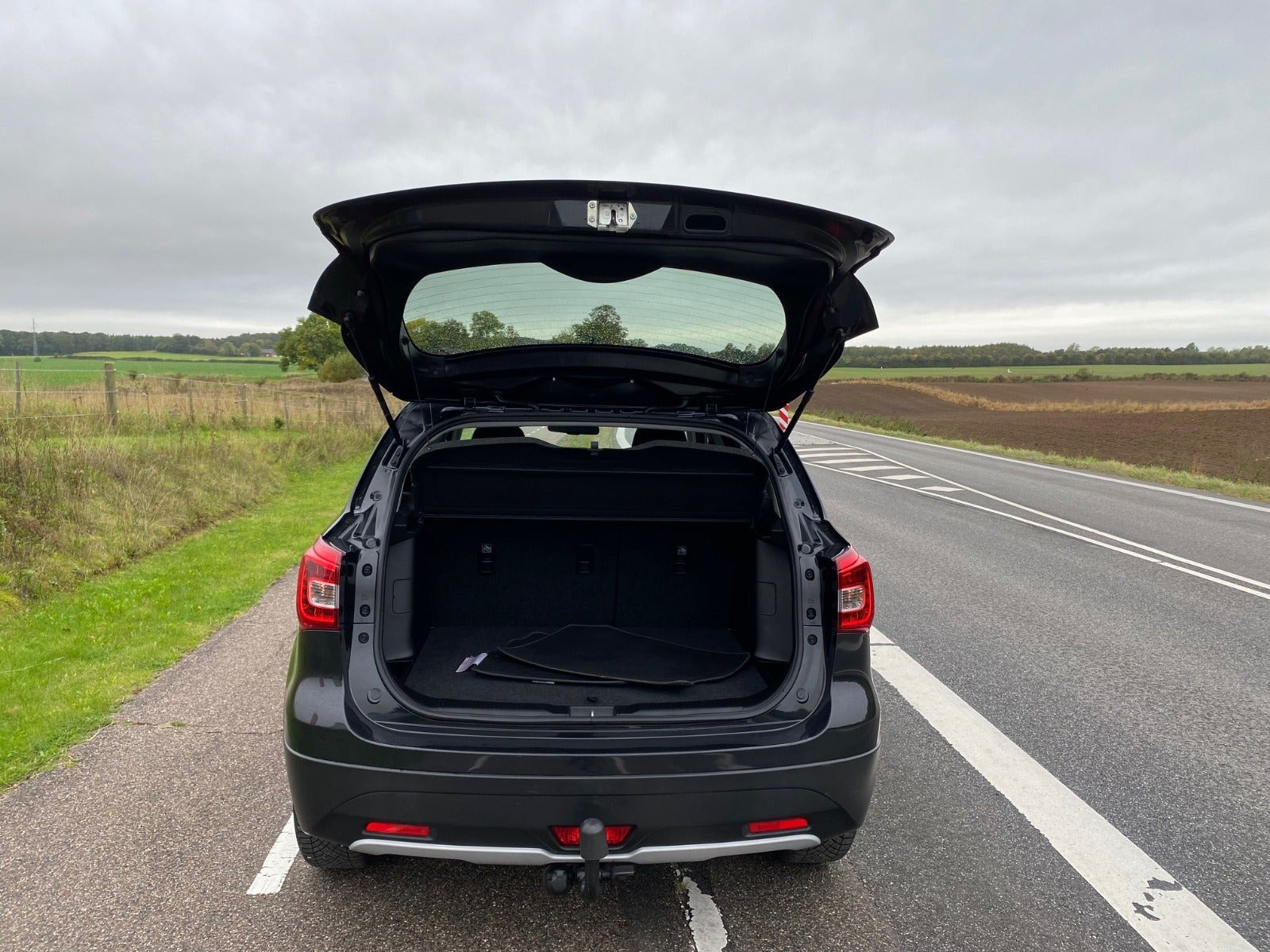 Sort Suzuki S-Cross fra 2016