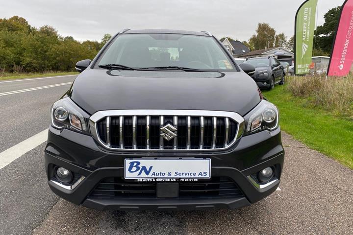 Sort Suzuki S-Cross fra 2016