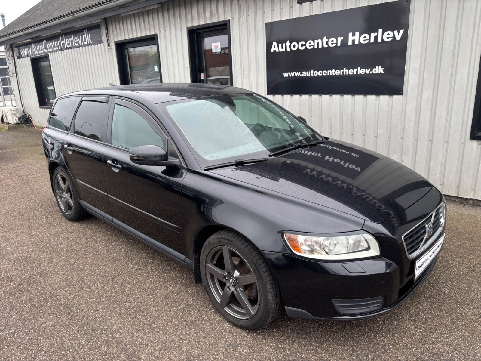 Sort Volvo V50 fra 2007