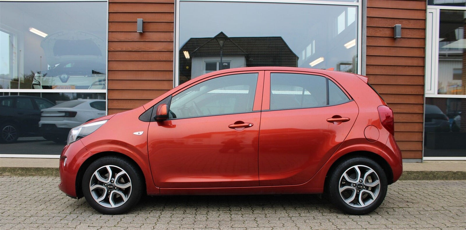 Orange Kia Picanto fra 2020