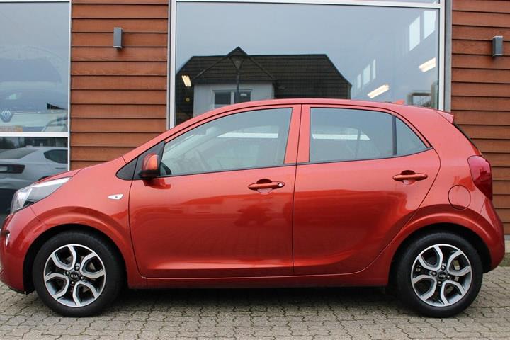 Orange Kia Picanto fra 2020