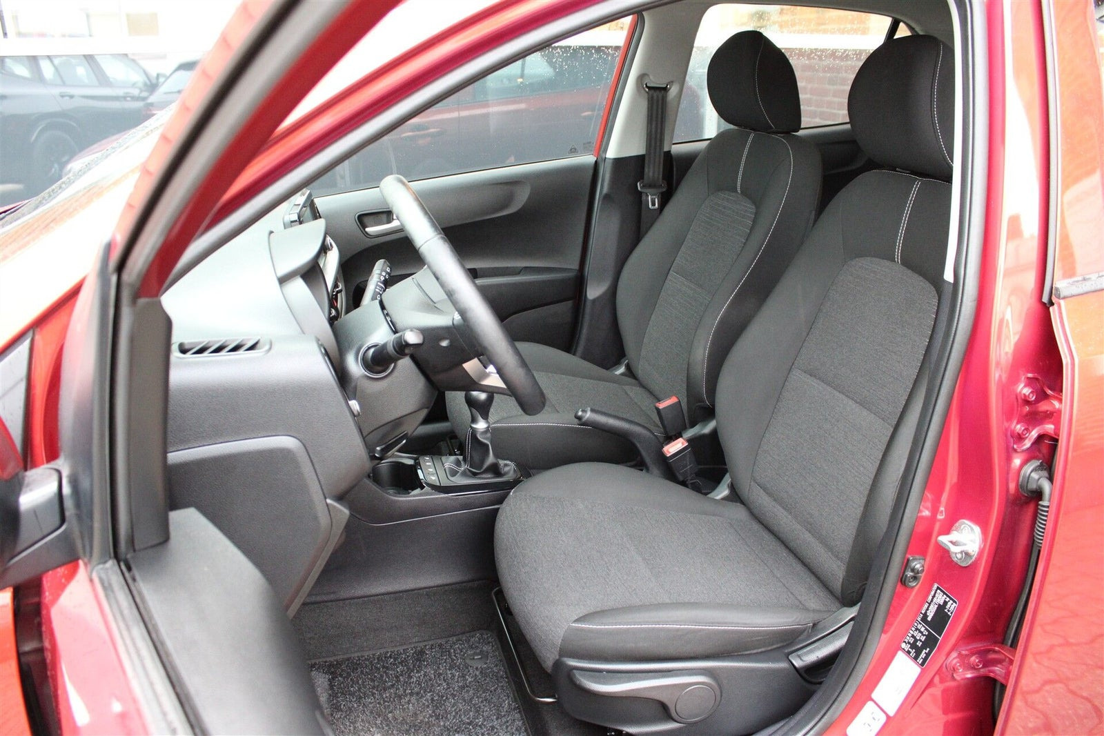 Orange Kia Picanto fra 2020