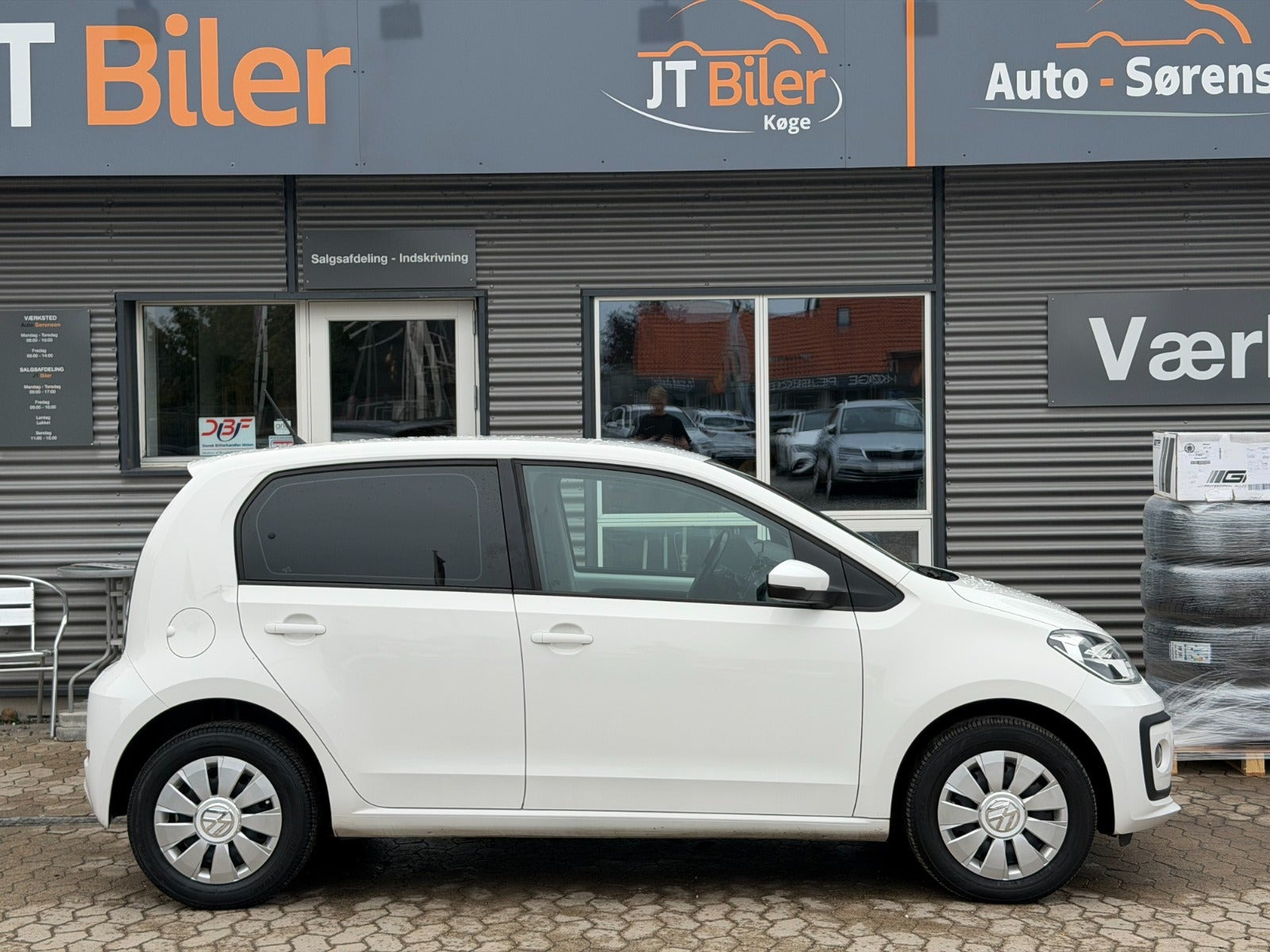Hvid VW UP! fra 2018