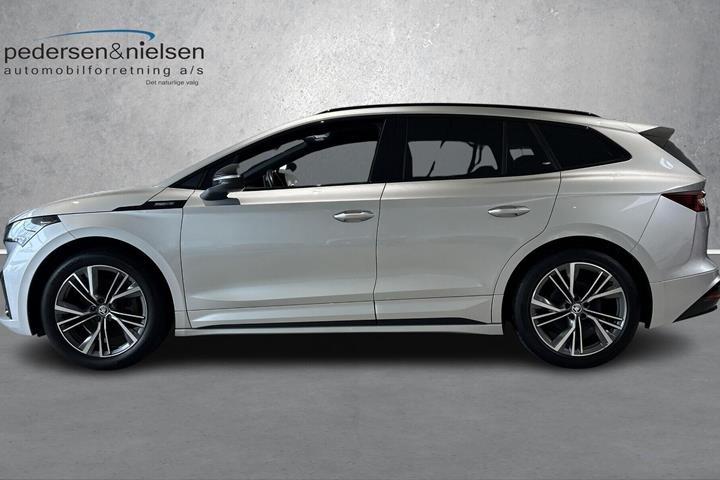 Sølv Skoda Enyaq fra 2023