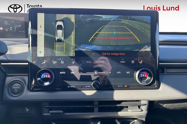 Blå Toyota BZ4X fra 2026