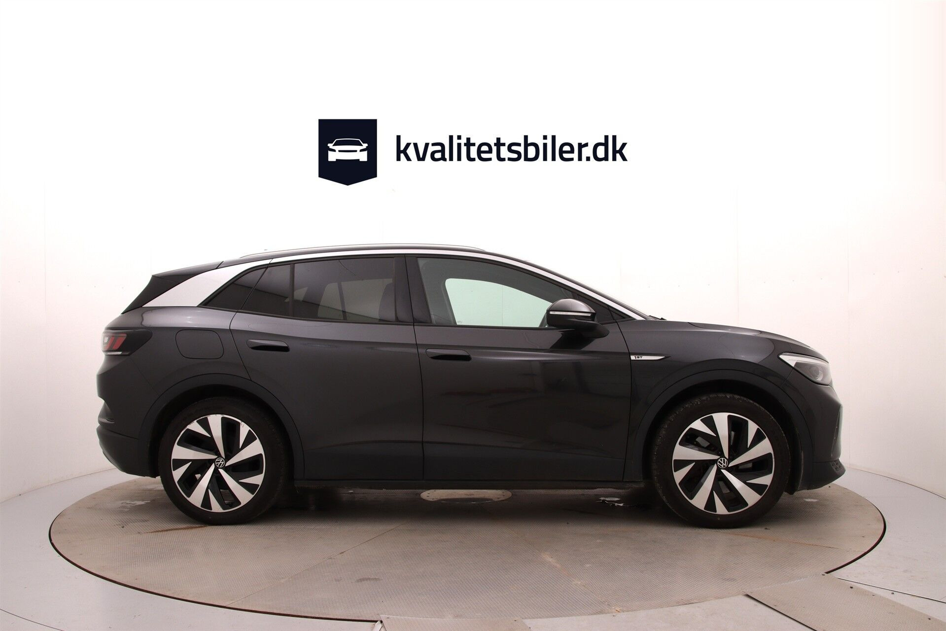 Grå VW ID.4 fra 2021