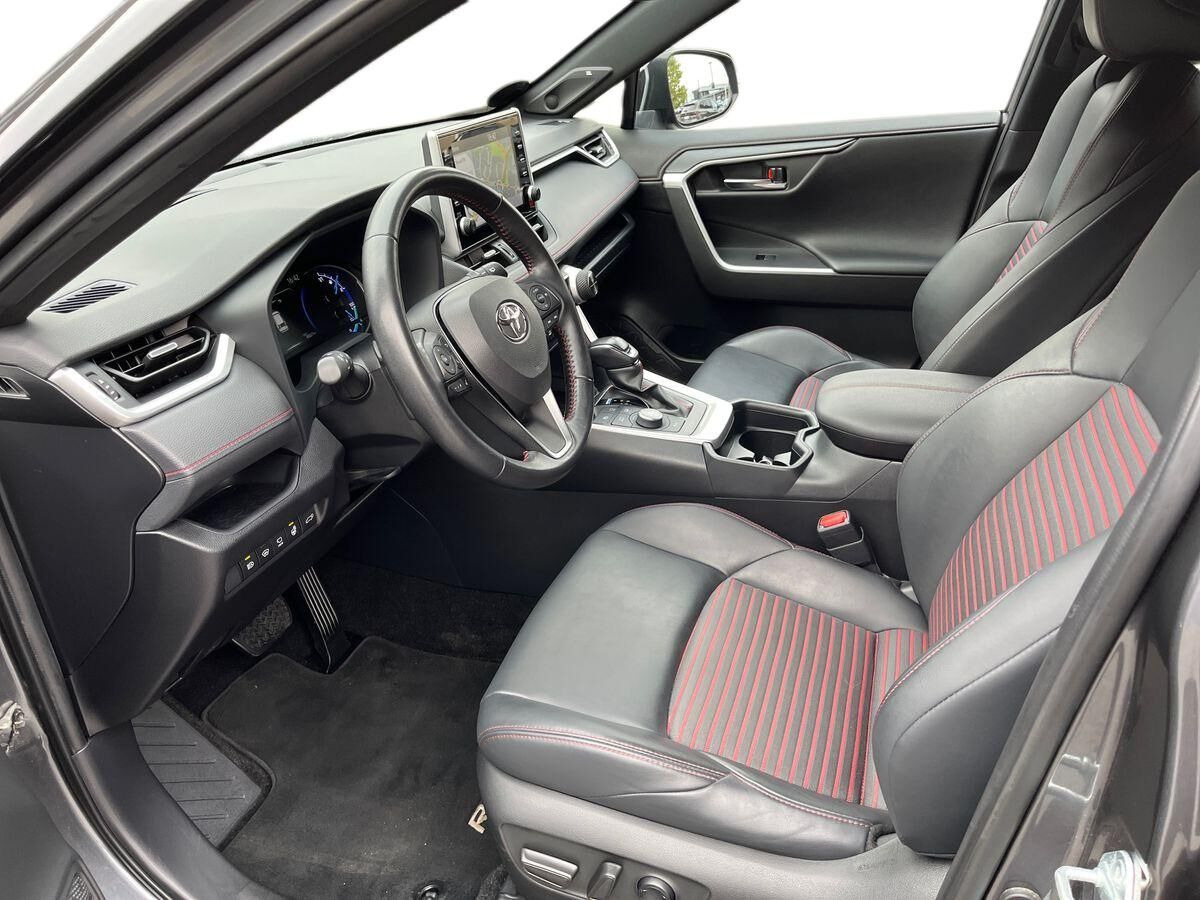 Grå Toyota RAV4 Plug-in fra 2021