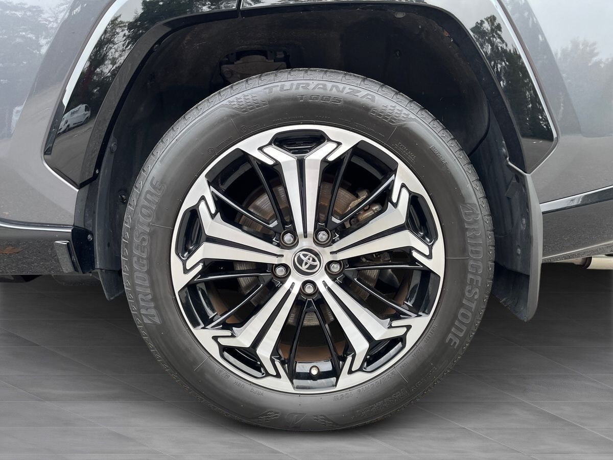 Grå Toyota RAV4 Plug-in fra 2021