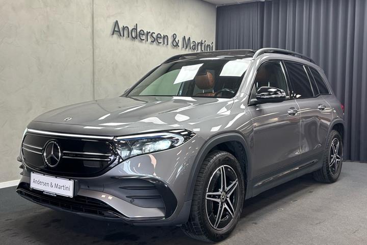 Grå Mercedes EQB250 fra 2023