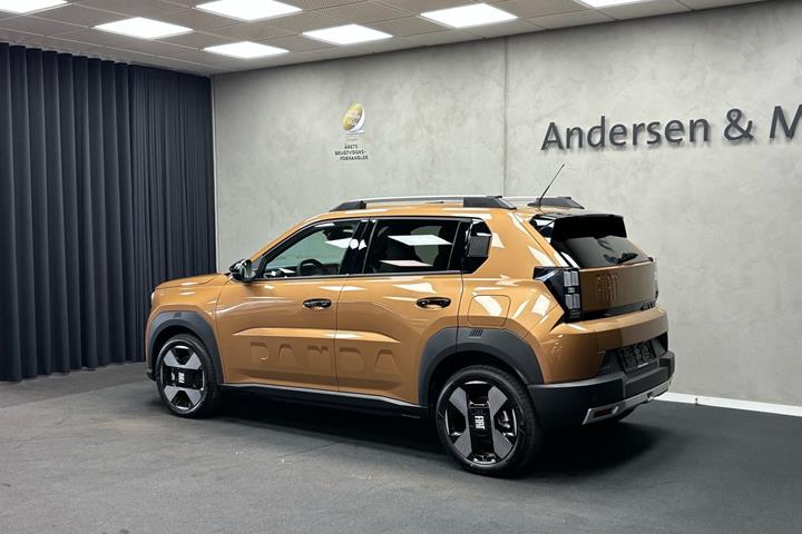 Bronze Fiat Grande Panda fra 2025