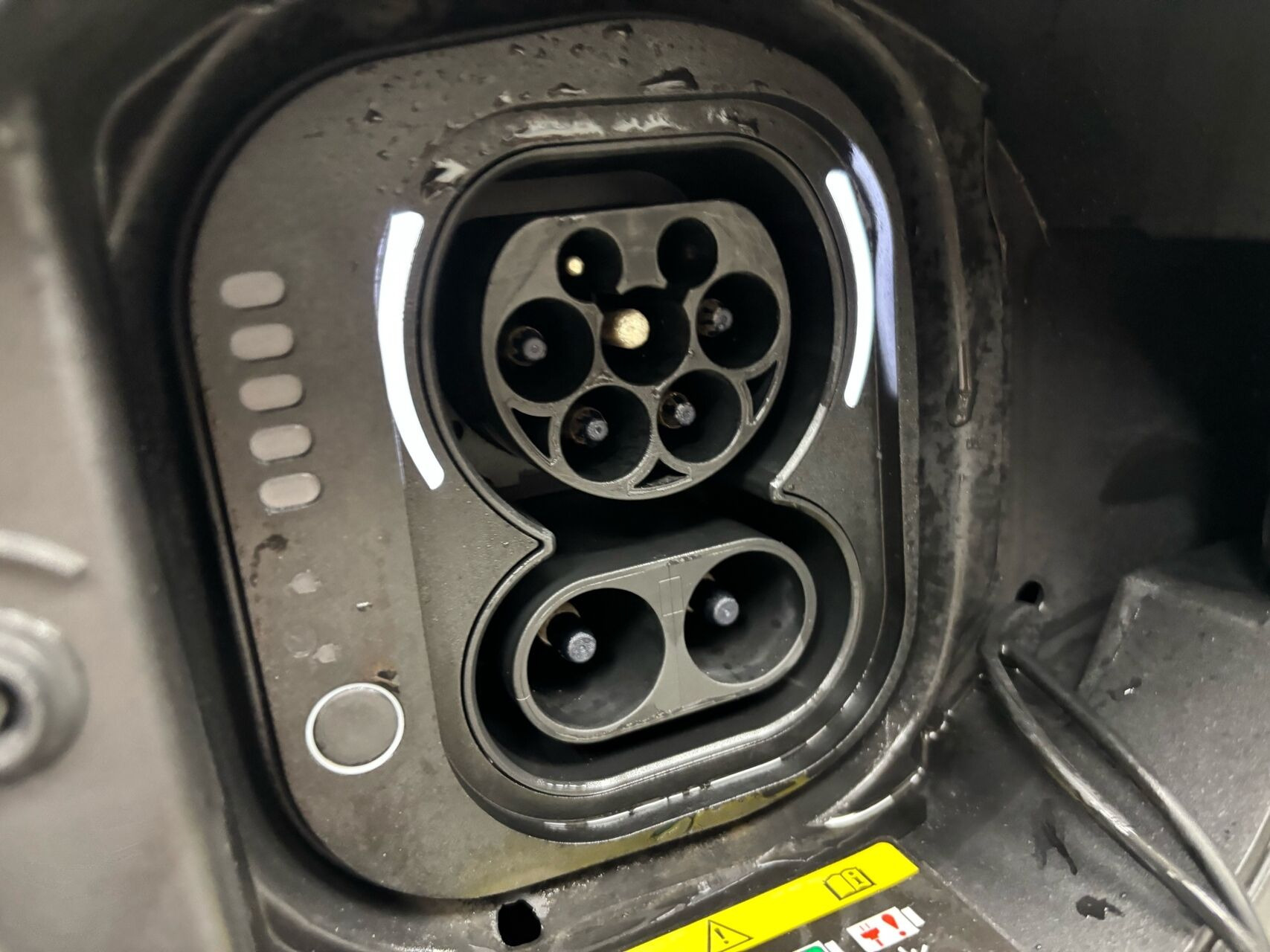 Hvid Fiat 500e fra 2023