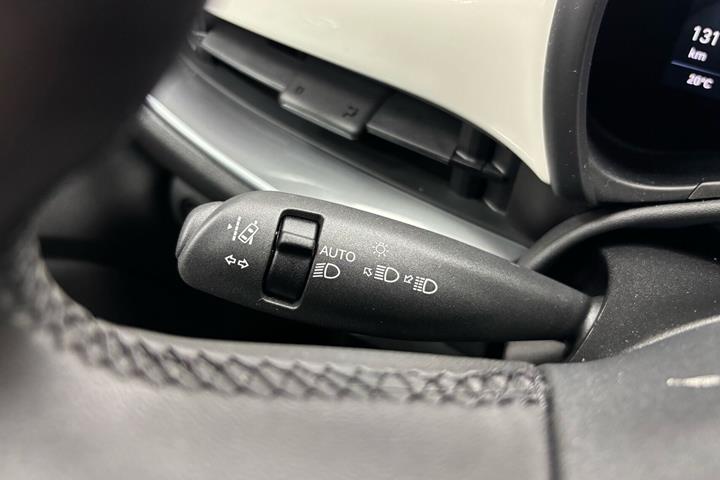 Hvid Fiat 500e fra 2023