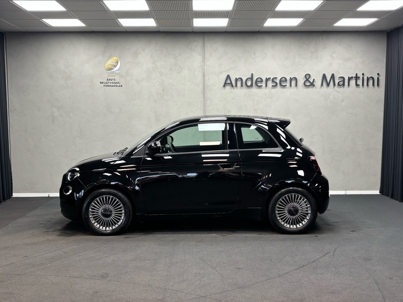 Sort Fiat 500e fra 2023