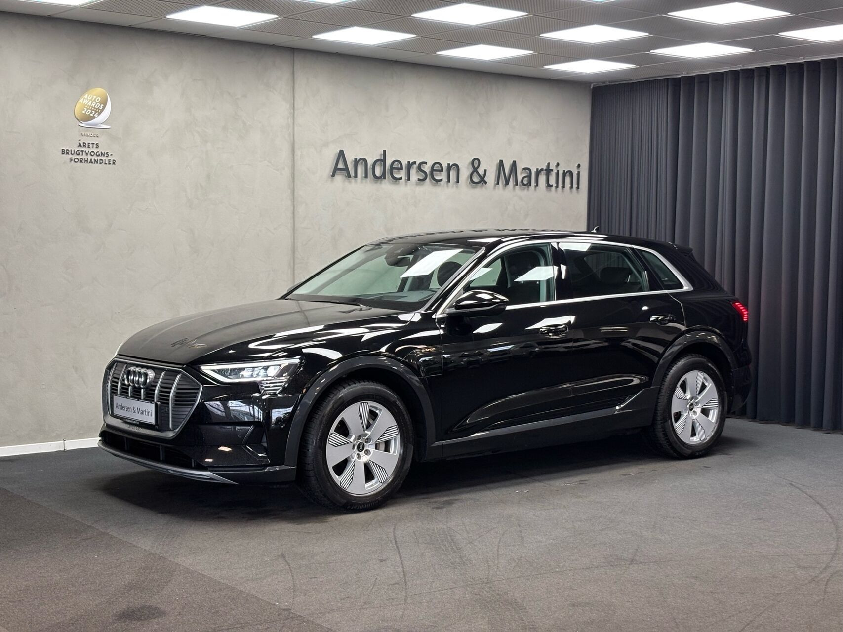 Sort Audi e-tron fra 2023