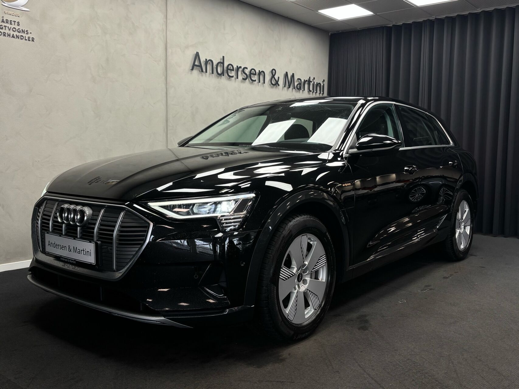 Sort Audi e-tron fra 2023