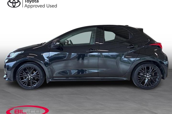 Sort Toyota Yaris fra 2020