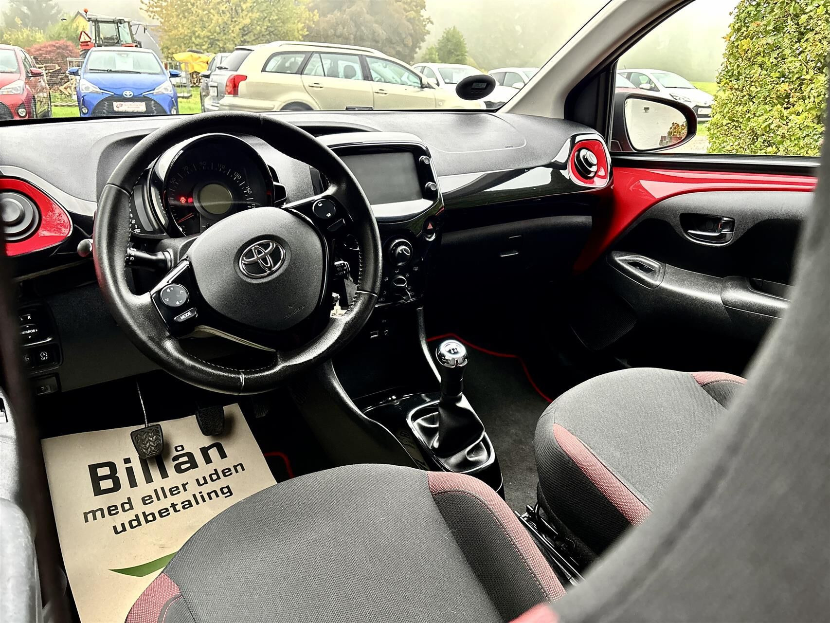 Rød Toyota Aygo fra 2017