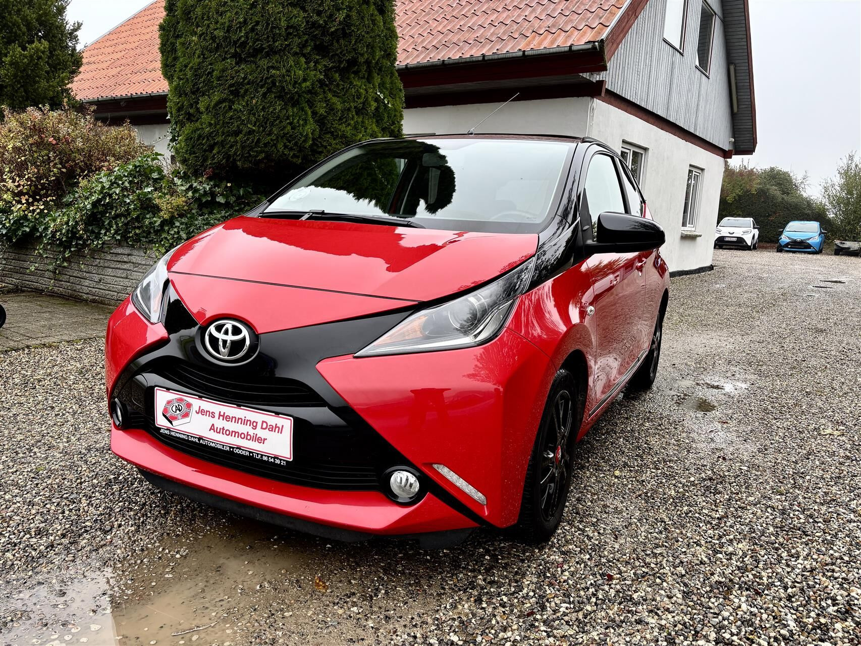 Rød Toyota Aygo fra 2017